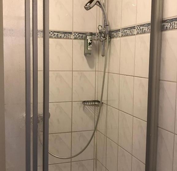 חדר סטנדרט, Berg Cafe