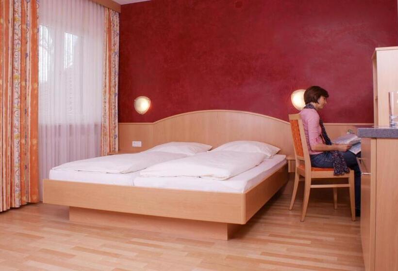 חדר סטנדרט, Berg Cafe