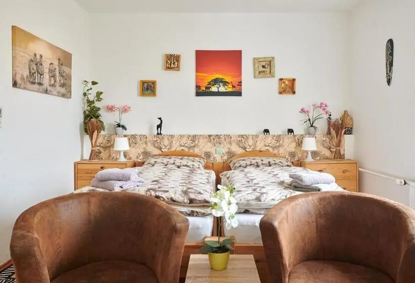 Standard-huone, Hüblers Schlafquartier