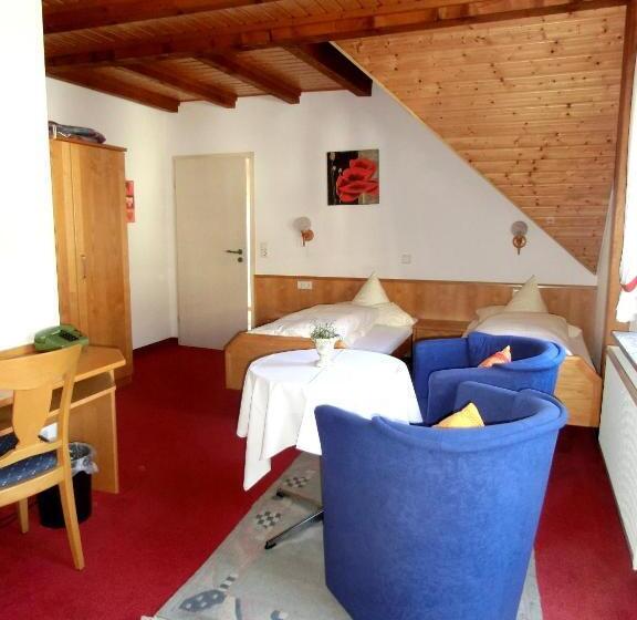 Классический Номер, Landgasthaus Zur Linde, Neusatz