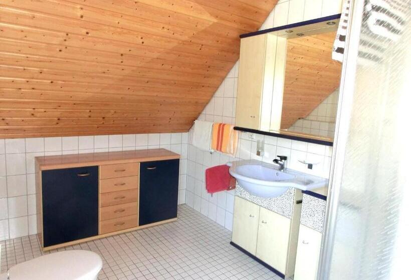 Классический Номер, Landgasthaus Zur Linde, Neusatz