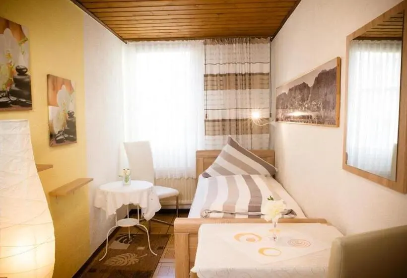 اتاق استاندارد یک نفره, Pension Haus Andreas