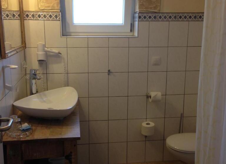 经济房, Seehotel Europa