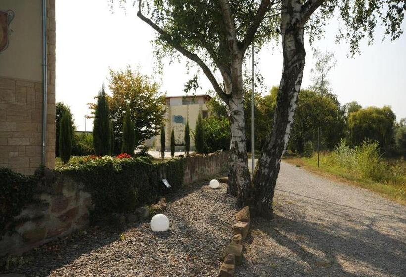 经济房, Seehotel Europa