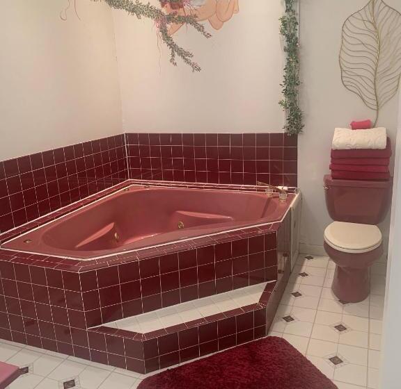 חדר סטנדרט עם ג'קוזי, Maria S Garden And Inn