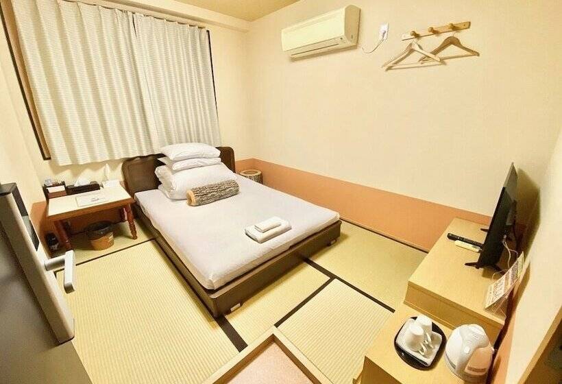 Семейный Номер, Guesthouse017徳島個室 飲食街中心 阿波踊り会館7分 文理&徳島大学 アスティとくしま車8分