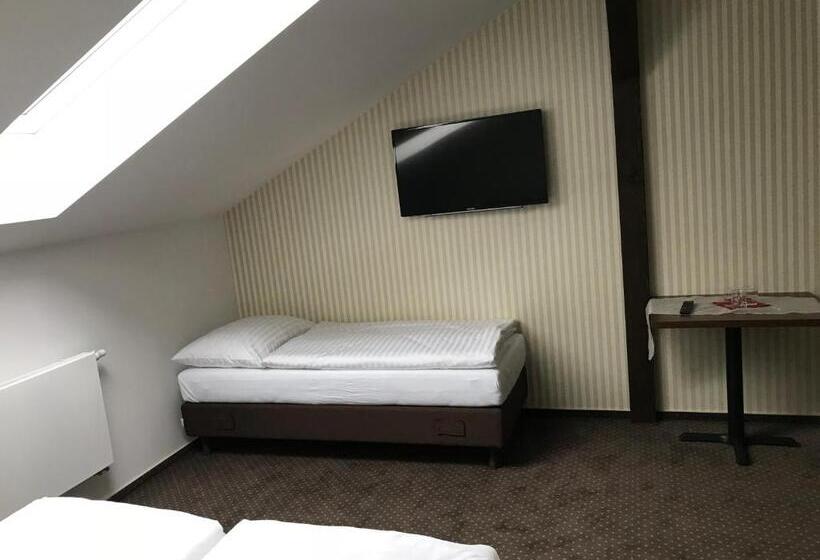 스탠다드 트리플 룸, Penzión Karla Naj