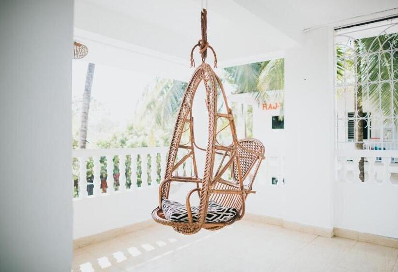 شقة دور أخير غرفة نوم واحدة, Wigwam