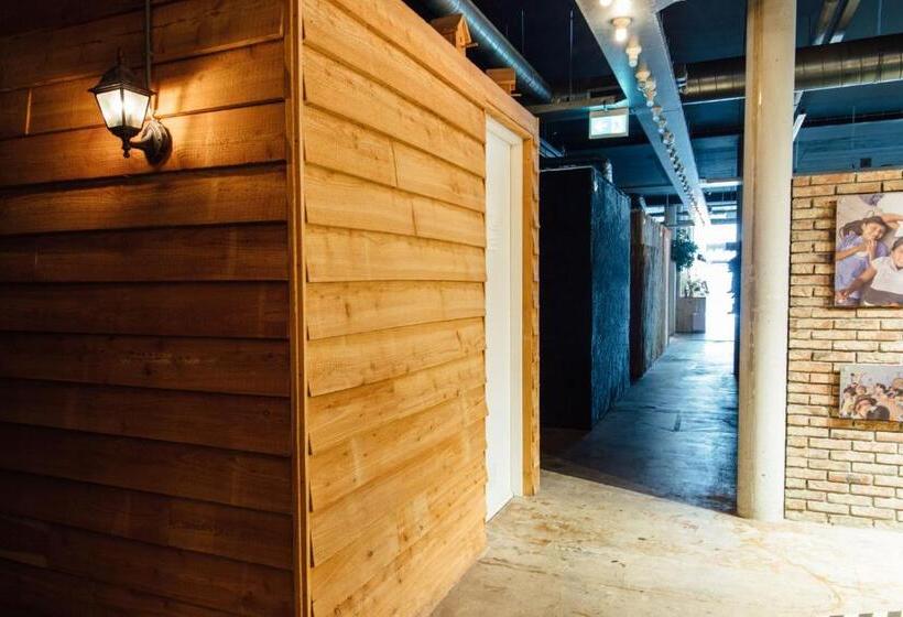 کابین, Clinkmama