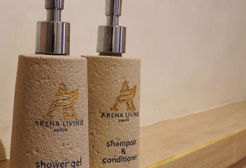 חדר דלוקס, Arena Living