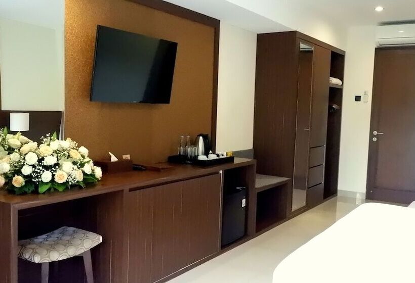 חדר דלוקס, Arena Living