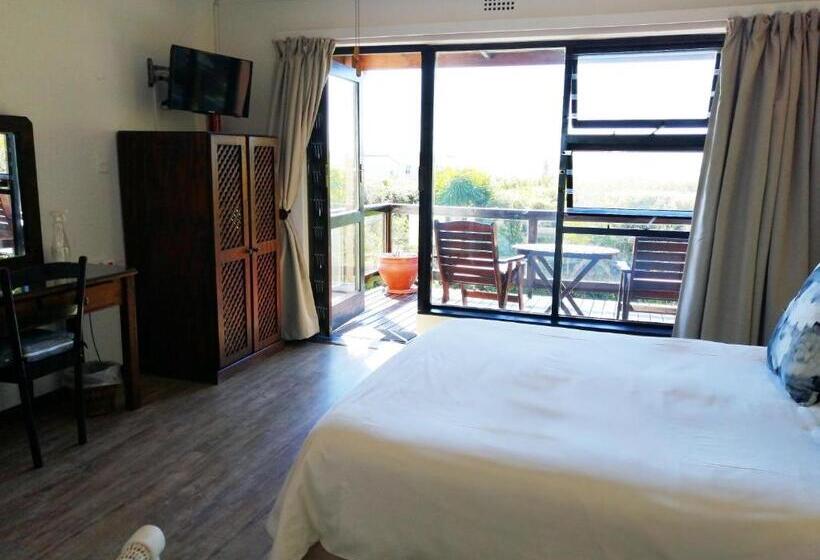 패밀리 룸, Swallows Nest Plett