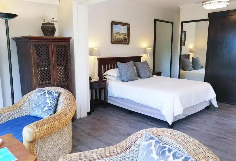 スタンダードルーム, Swallows Nest Plett