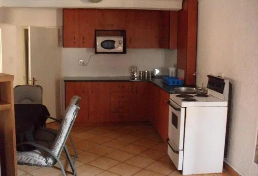 بنگله خانوادگی, Anna Boeremeisie Guesthouse