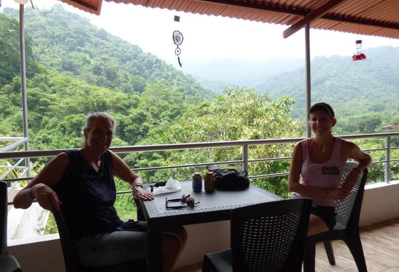 Семейный Номер, Hostal Alto De La Montaña