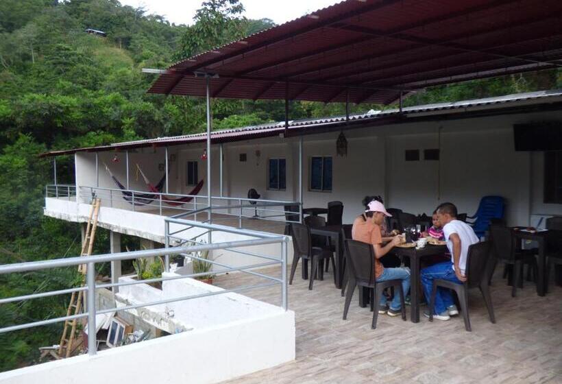 Семейный Номер, Hostal Alto De La Montaña