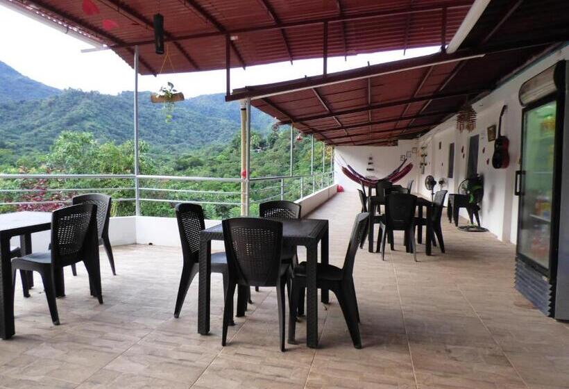 Номер Стандарт, Hostal Alto De La Montaña