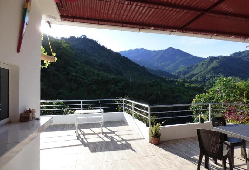 패밀리 룸 산 전망, Hostal Alto De La Montaña