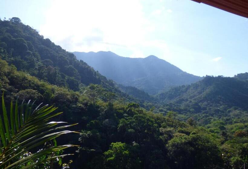 Номер Стандарт Трехместный, Hostal Alto De La Montaña