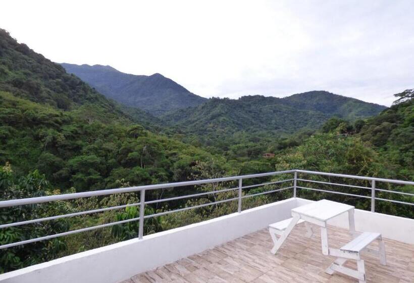 Семейный Номер Вид на Горы, Hostal Alto De La Montaña