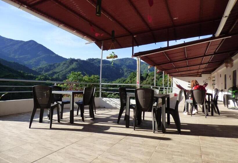 패밀리 룸 산 전망, Hostal Alto De La Montaña