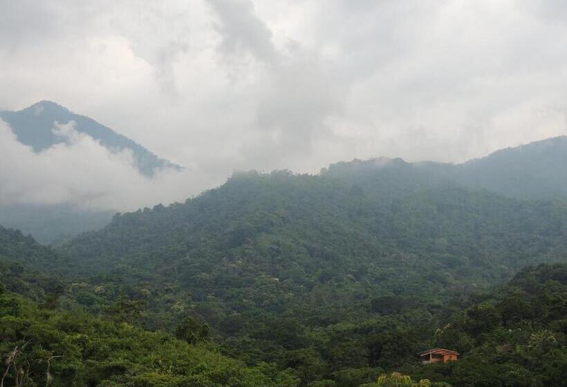 Номер Стандарт Трехместный, Hostal Alto De La Montaña