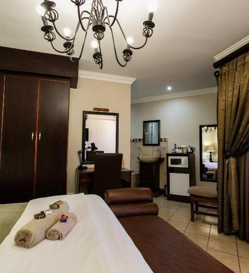 חדר אקונומי, Royl Court Guesthouse