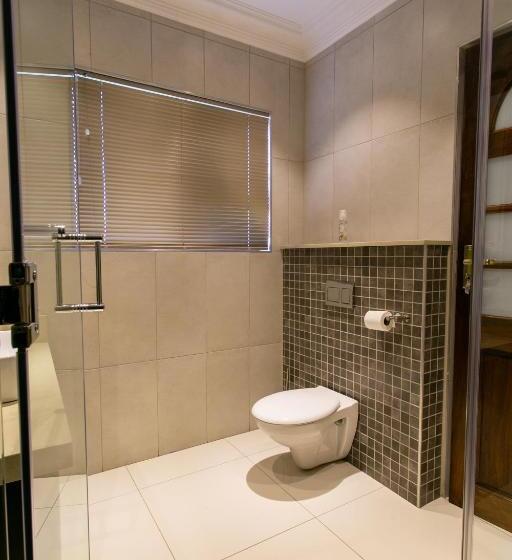 חדר דלוקס נוף לגינה, Royl Court Guesthouse