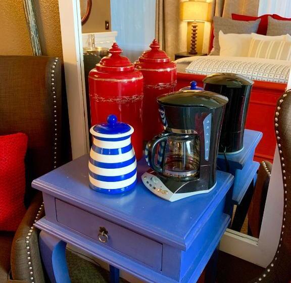 带海景标准四人间, Oceanhouse