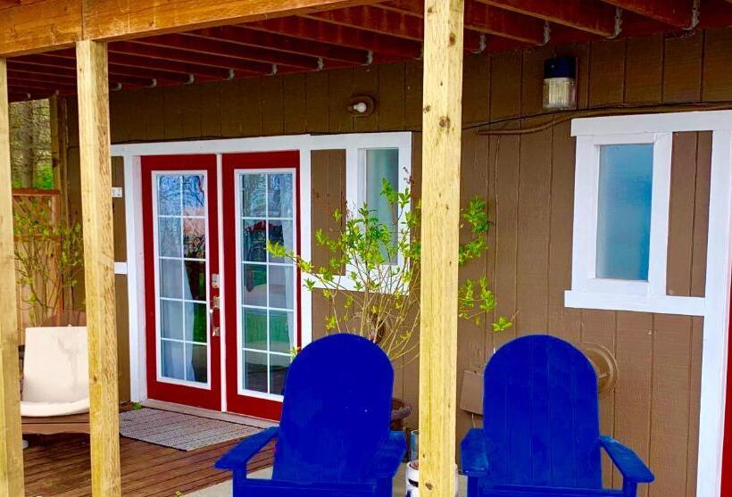 带海景标准四人间, Oceanhouse