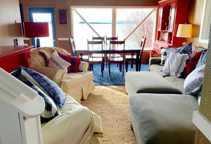 ２ベッドルームアパートメント, Oceanhouse