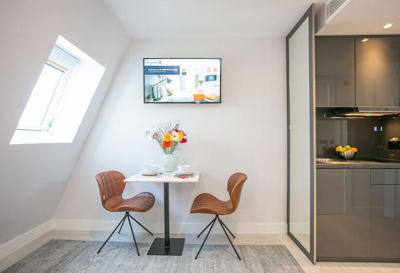 컴포트 스튜디오, Grafton Street Studios