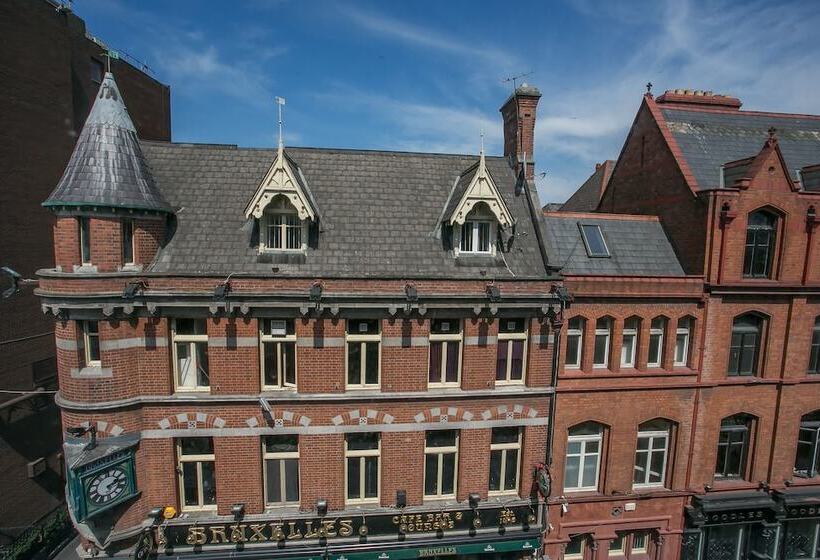 디럭스 스튜디오, Grafton Street Studios