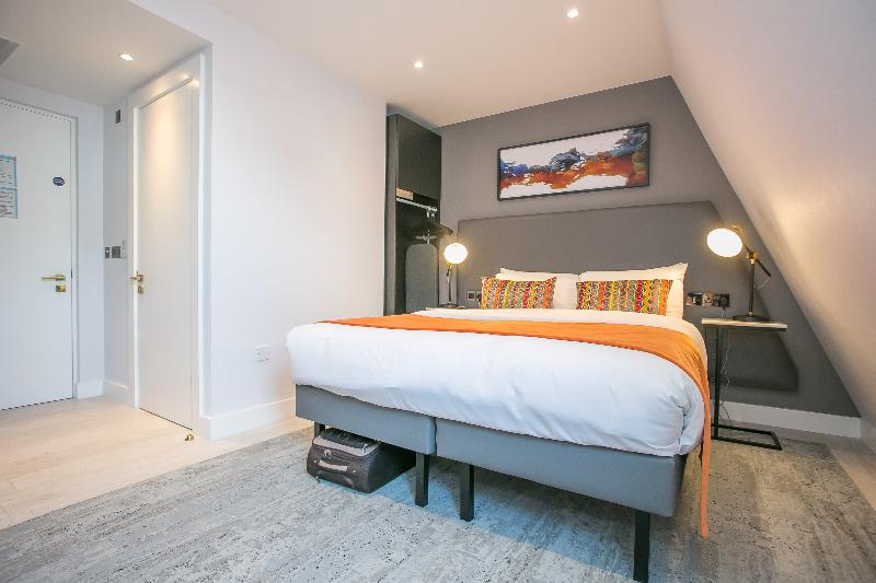 스탠다드 스튜디오, Grafton Street Studios