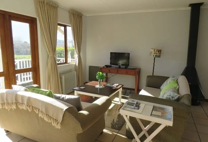 デラックスルーム, Fairview Cottages