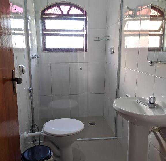 اتاق استاندارد چهارنفره با بالکن, Pousada Maciel