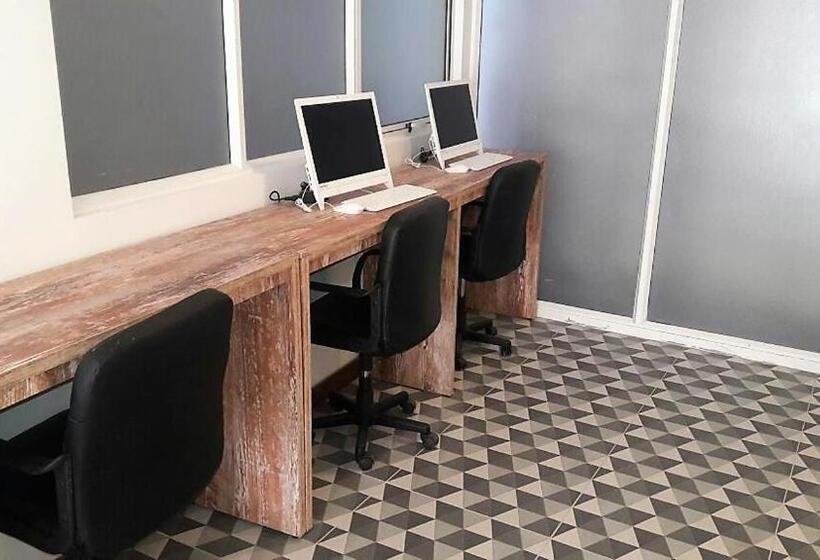 家庭间, Apart Hotel Viscachani