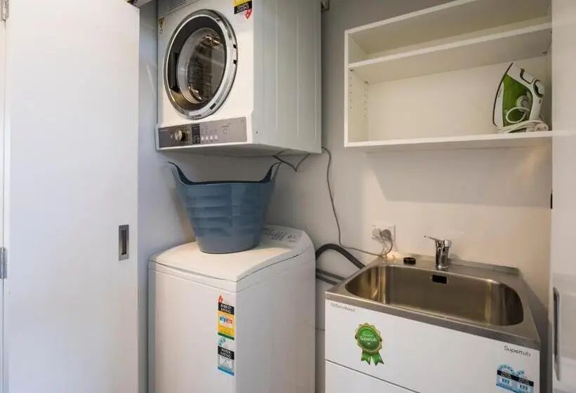 ２ベッドルームアパートメント, Central Park Apartments