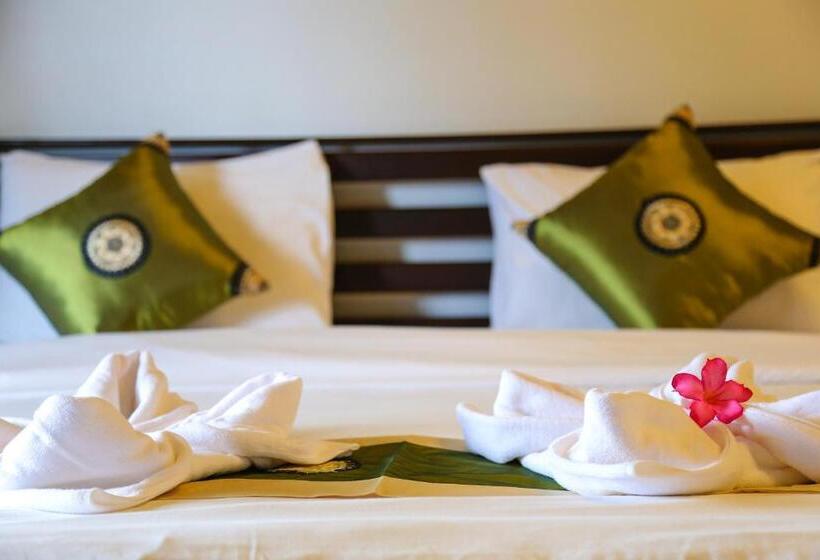 חדר סטנדרט לארבעה, Home At Chan Resort