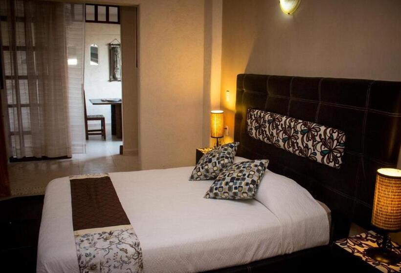 جناح جونيور, Villas Punta Blanca