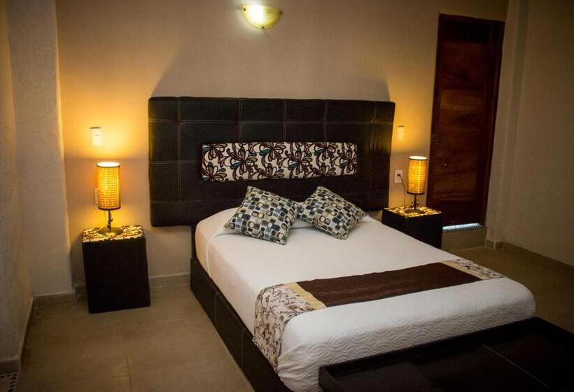 جناح جونيور, Villas Punta Blanca