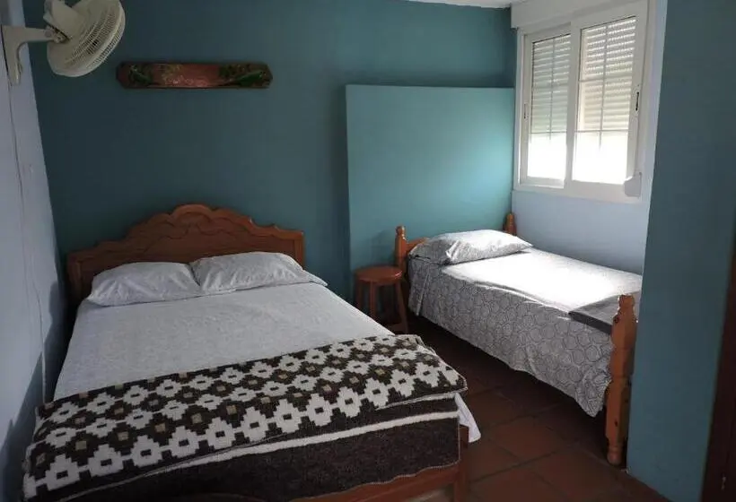 اتاق ساده سه‌ نفره, Residencial El Valle