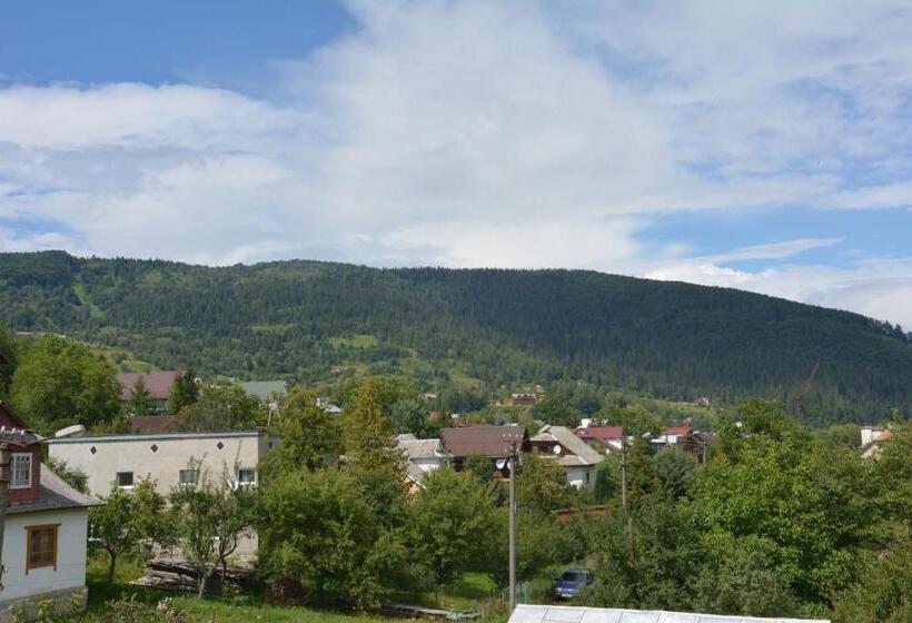 اتاق لوکس, Bukovets