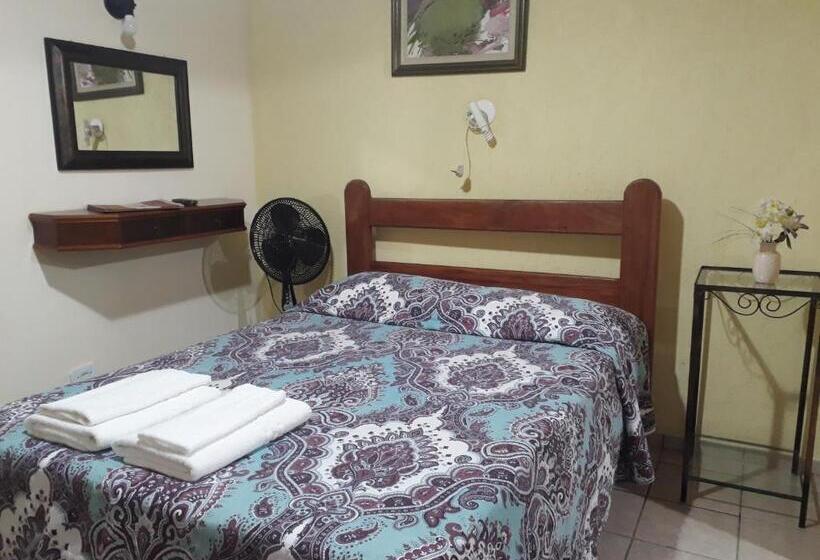 スタンダード４人部屋, Pousada Vila Rica