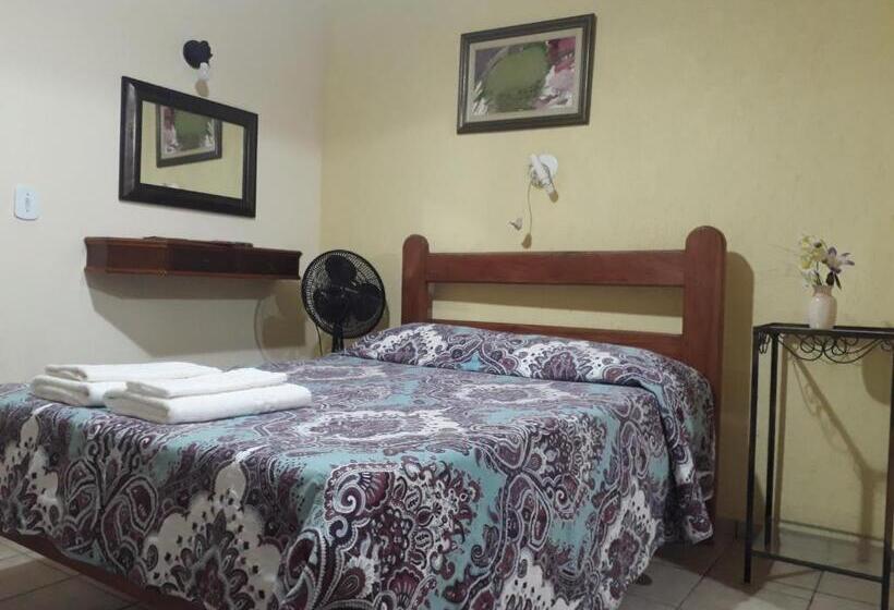 スタンダード４人部屋, Pousada Vila Rica