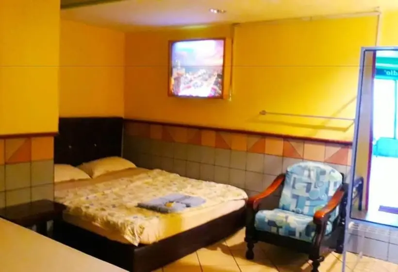 Standard Kolmen Hengen Huone, Rose Guesthouse