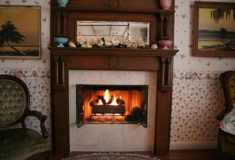 غرفة قياسية سرير كينج, Heron Cay Lakeview Bed & Breakfast