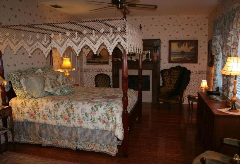 غرفة قياسية سرير كينج, Heron Cay Lakeview Bed & Breakfast