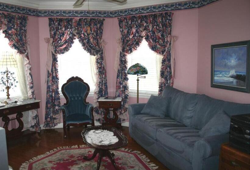 جناح سرير كينج, Heron Cay Lakeview Bed & Breakfast