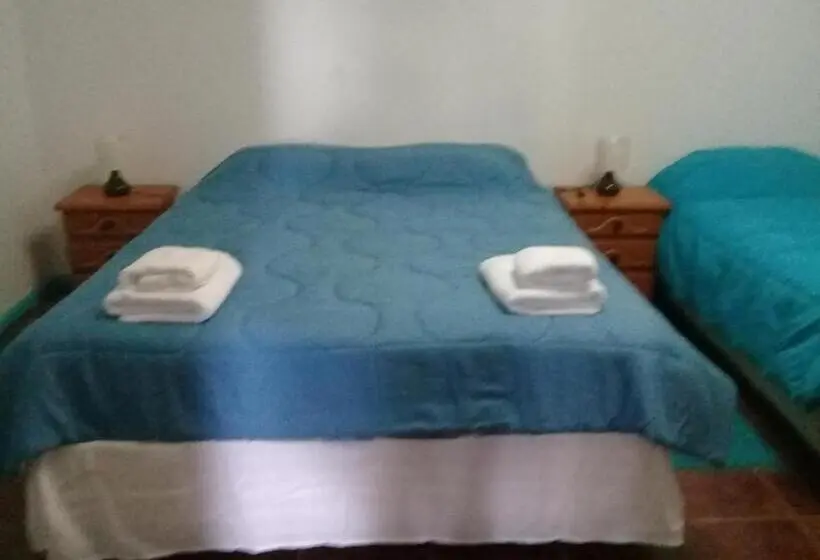 اتاق خانوادگی, Hostal Casa Azul